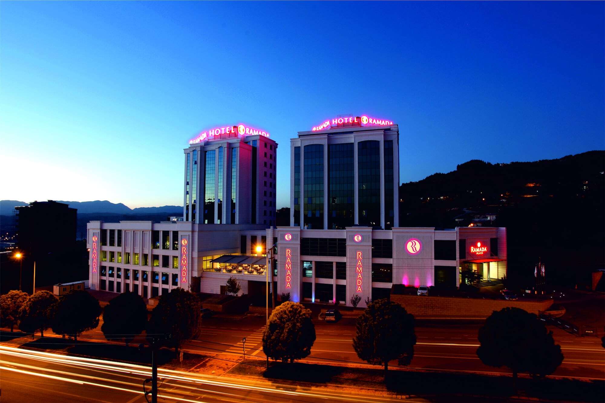 Ramada Plaza By Wyndham Kahramanmaras Karamamaras Exterior foto